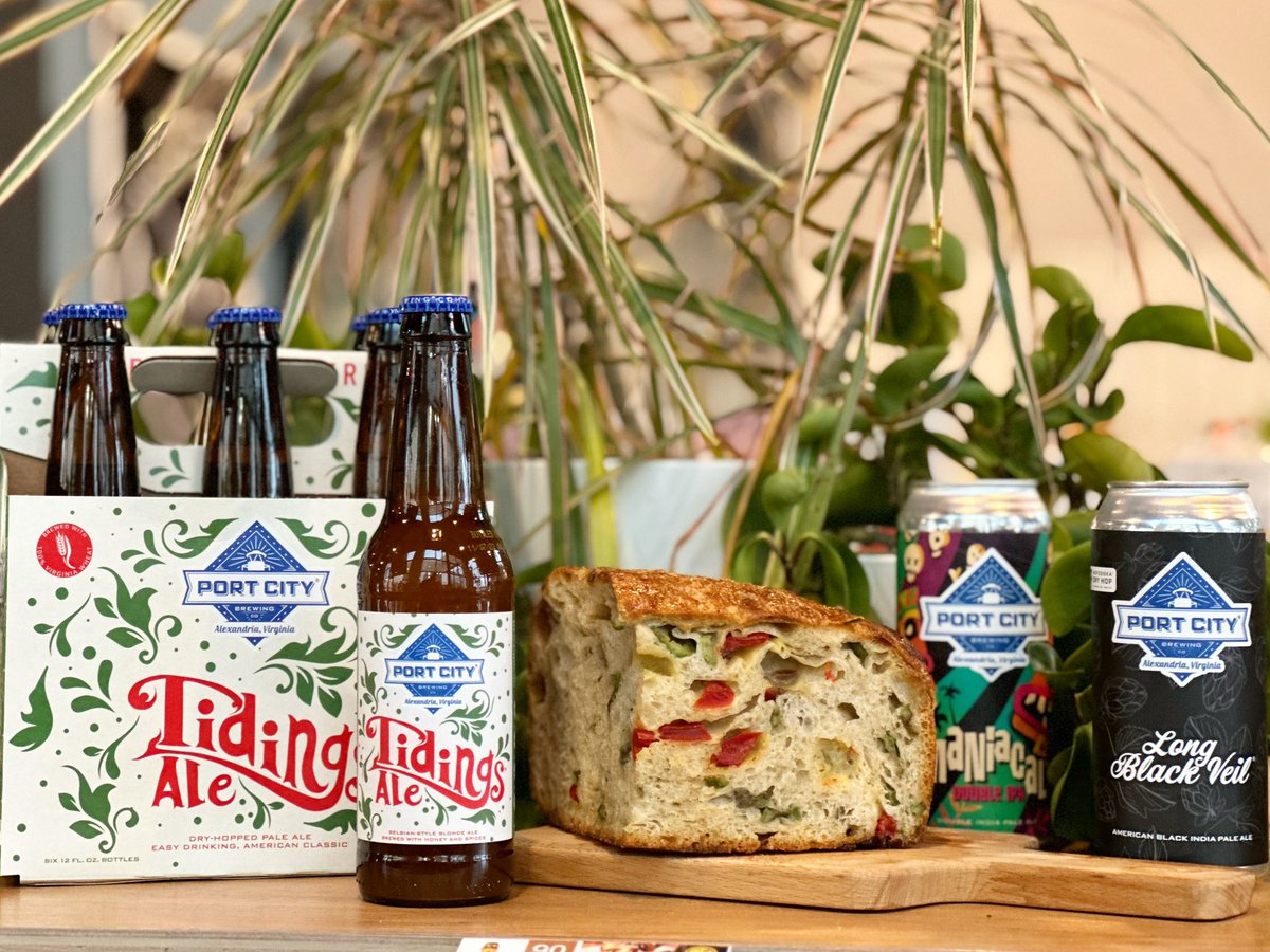 #alexandriamade ! @portcitybrew @bruttobreads . Olive and Red Pepper #christmascolors #foccacia with seasonal #tidingsale colors just like we planned it! #alexandriava #portcity #delrayva #potomacyard #oldtownalexandria #nationallanding