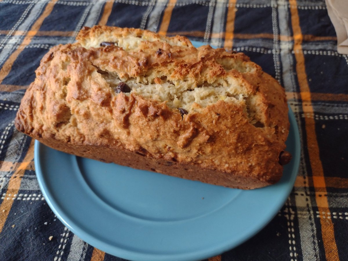 I started Death Stranding today, and in honor of this tweet, also made banana bread (with chocolate chips and cashews)