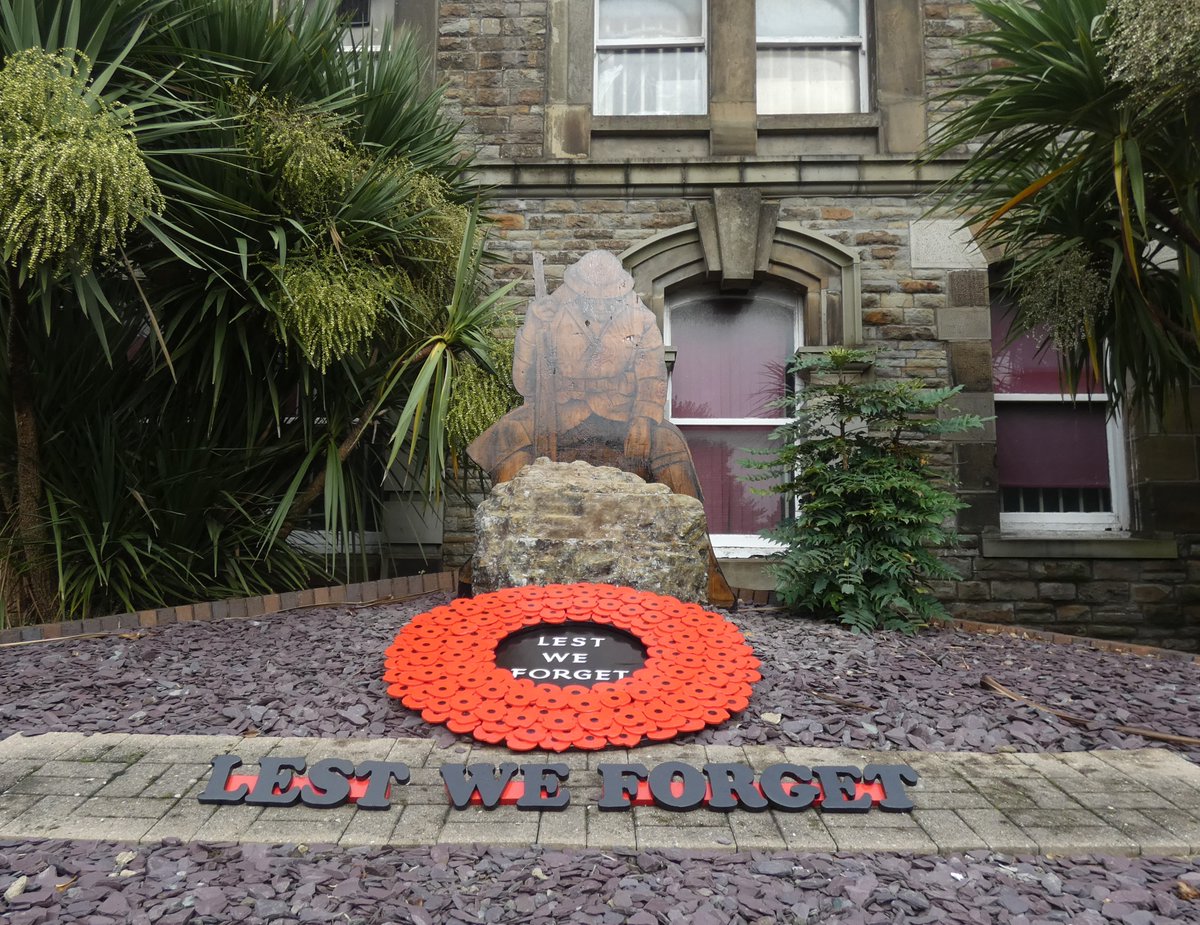 We're very proud to show our wooden poppies display, located at the front of our prison, that many of our staff who're Veterans along with our prisoners have created to mark Armistice Day.
 
We've had great feedback from the public.