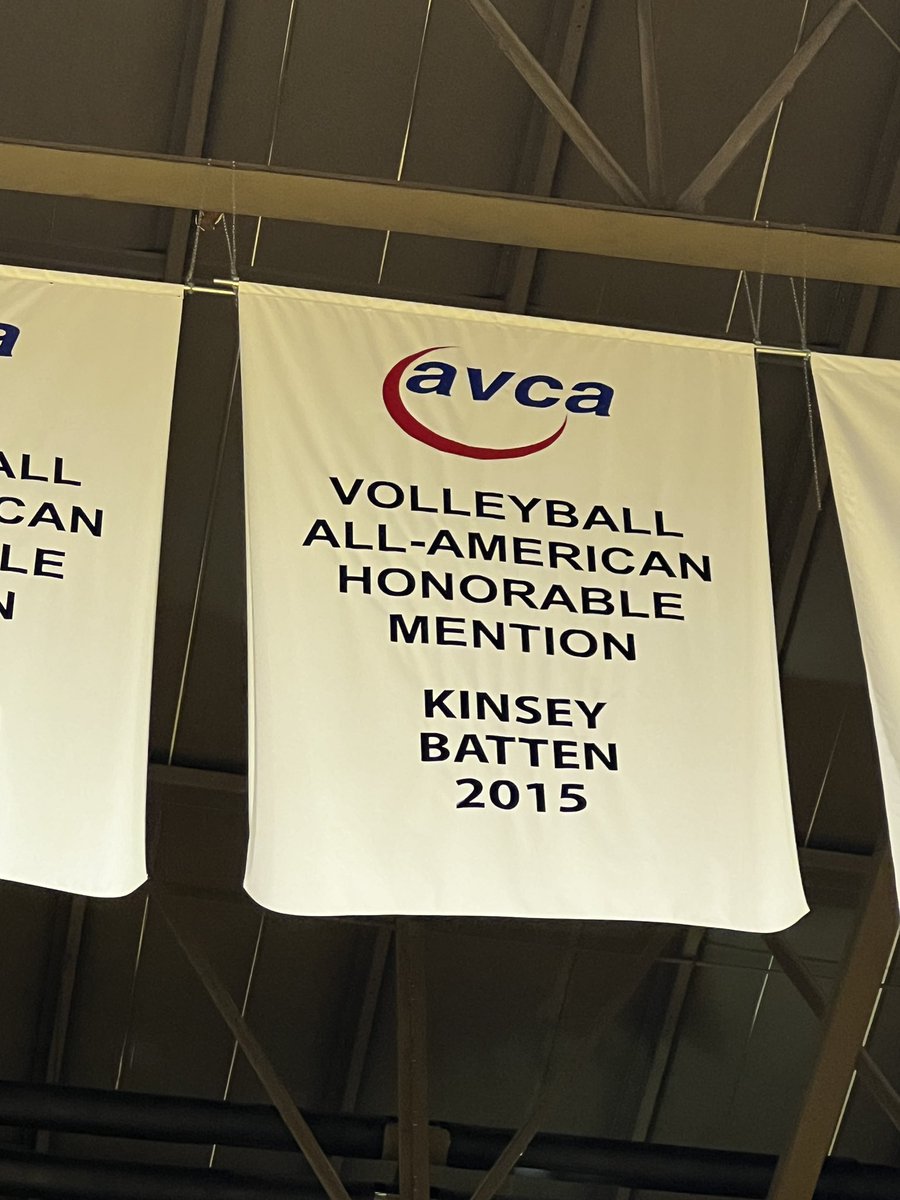 MoStateVB's tweet image. Thank you All-American Kinsey Batten for taking some time to chat with our current Bears about your time at MSU and for sharing your story! We love our alums! #funzone