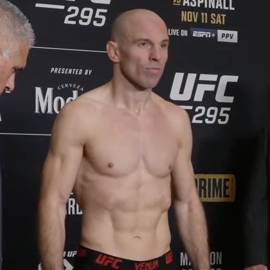 #UFC295 weigh-in results: Mark Madsen (<a href="/MarkTheOlympian/">Mark O. Madsen</a>) – (155.6)

Full coverage: tinyurl.com/295Weights