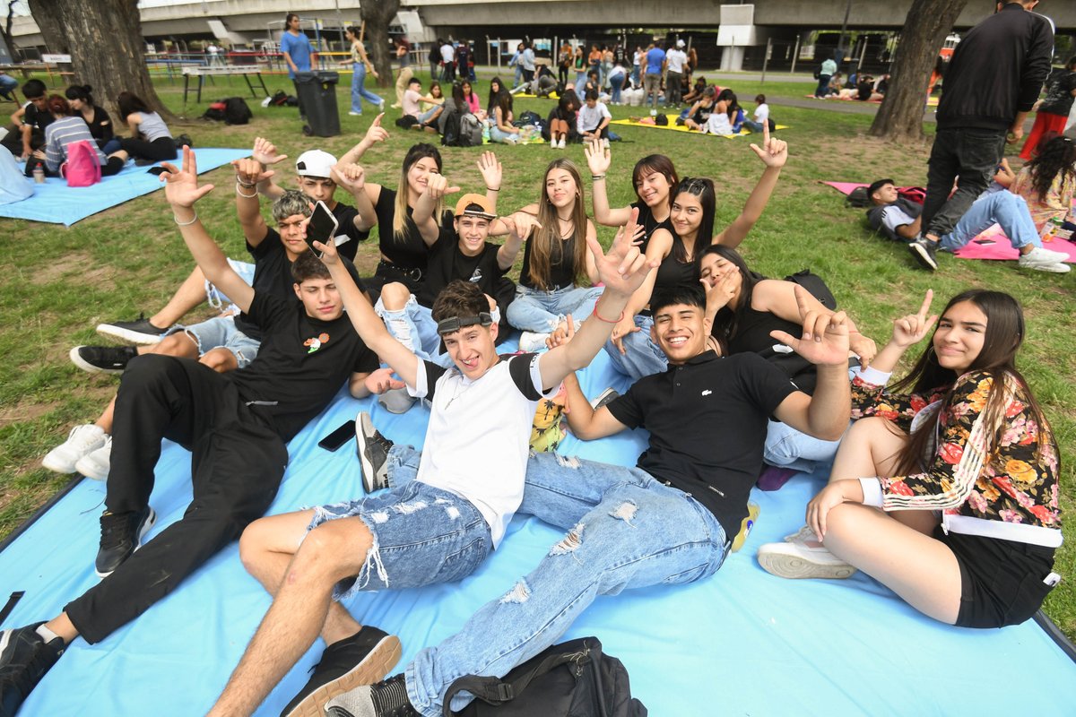 ¡Conociendo BA cerró el año con un gran evento!

Este miércoles 8 de noviembre, el Programa celebró el Evento Cierre junto a 300 estudiantes y docentes de quinto año de la escuela secundaria de la Provincia de Buenos Aires.

¡Muchas gracias por participar junto a #ConociendoBA!