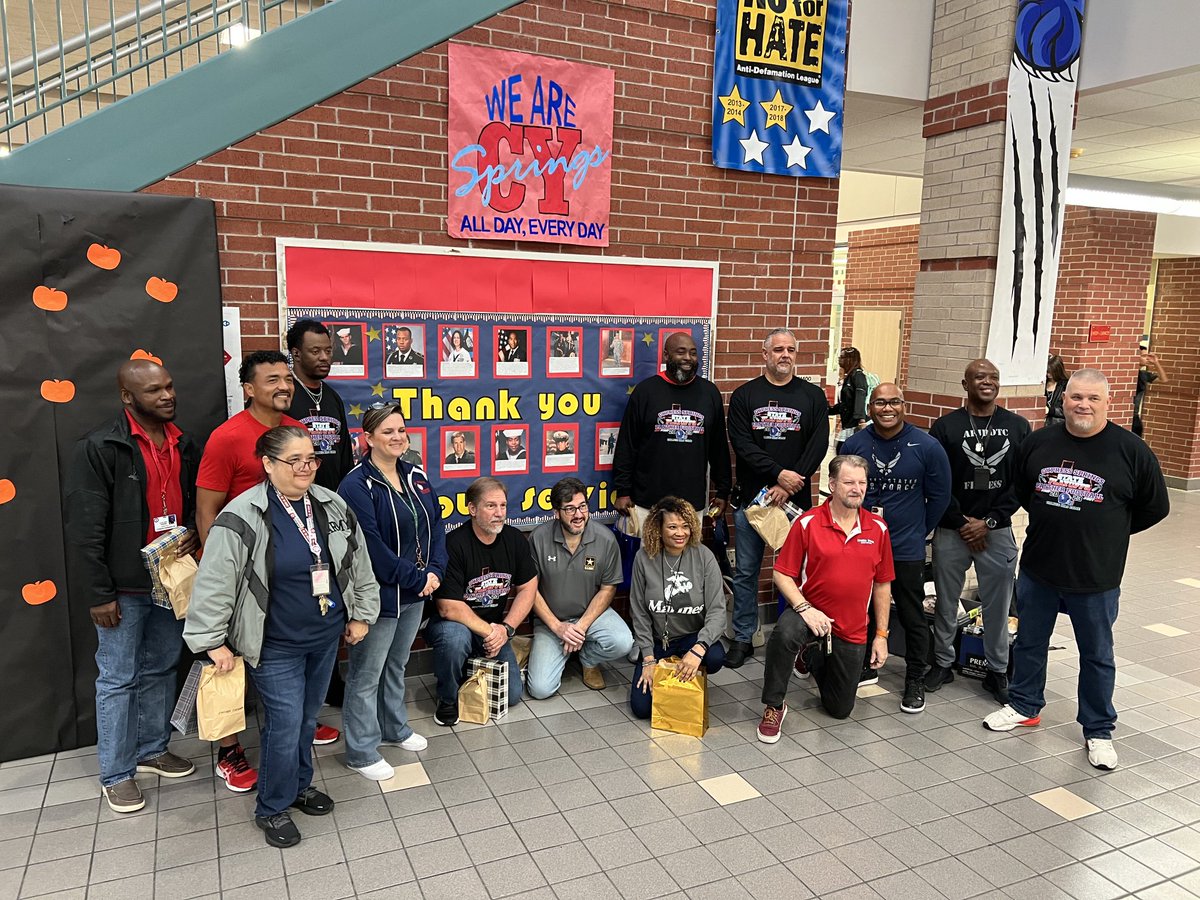 Honoring our ⁦<a href="/CySpringsHS/">Cypress Springs HS</a>⁩ Veterans for #VeteransDay ⁦<a href="/CyFairISD/">Cypress-Fairbanks ISD</a>⁩