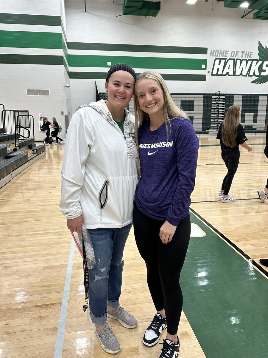 emilylegrand1's tweet photo. Thank you @G_HillAthletics for making National Signing Day so special for us! 
@JMUSoftball It feels  great to officially be a Duke💜 @gaimpactcaymol @GreenHillHighSB https://t.co/DW1lHSBXuA