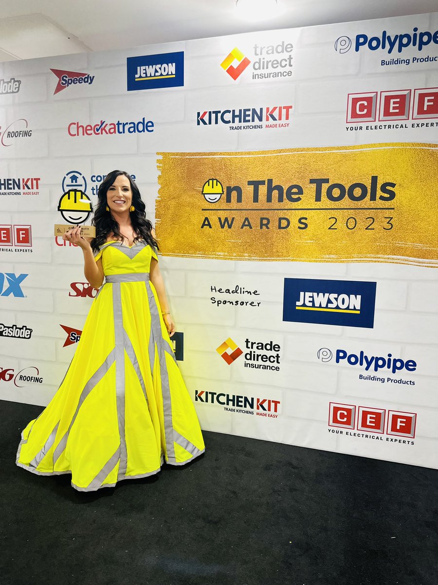 corerecltd's tweet image. Well, she couldn’t wear the orange one again could she! 😜

Proud of Kelly Cartwright winning the Community Hero Award at the @onthetoolstv Awards last night 👏🏼

Can we take a minute to appreciate the dress… WOWZER 🤩

#highvisdress #onthetools