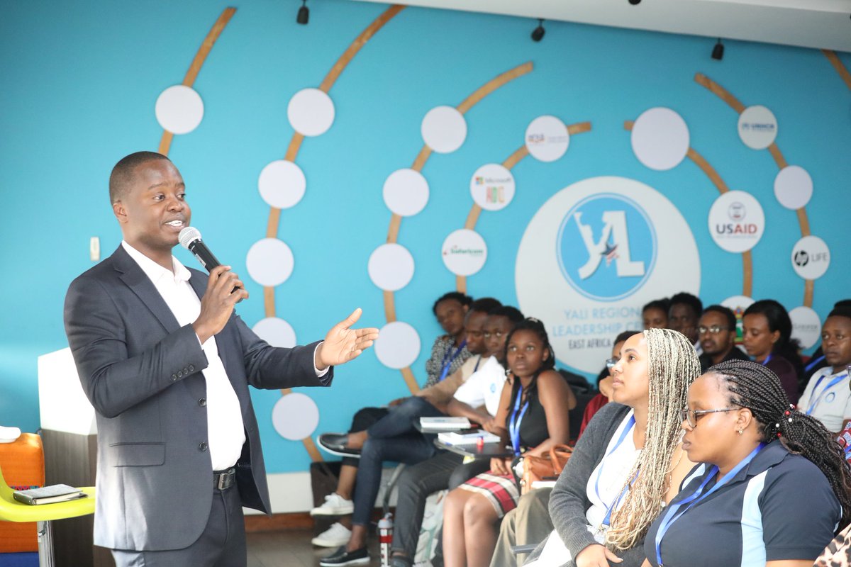 Elmesh's tweet image. What a wonderful engagement with the current cohort at the @YALIRLCEA. Interacting with the young change makers sharing their incredible experiences from their countries and learning from my experiences in the public sector. 
@YALIAlumniKe
@USAIDKenya

#yali 
#transformation