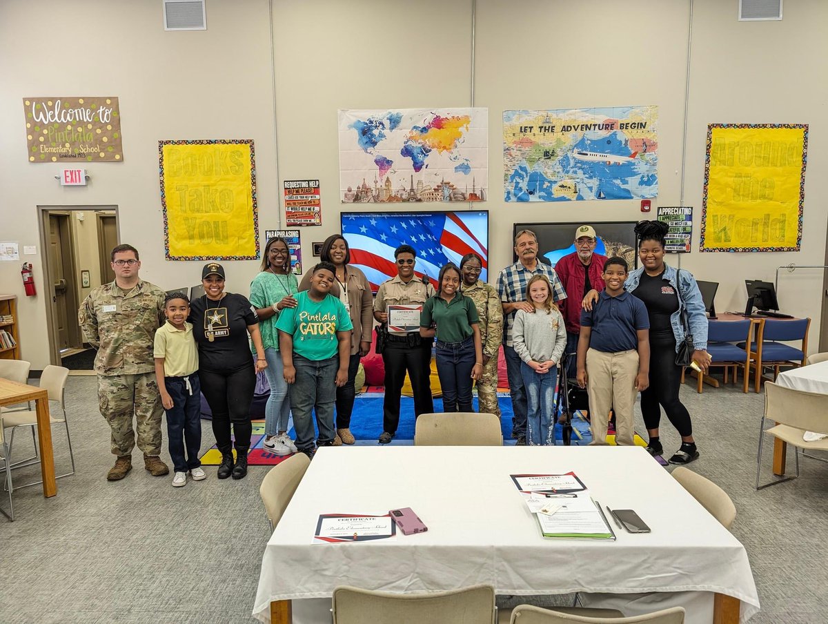 PintlalaElementary tweet media