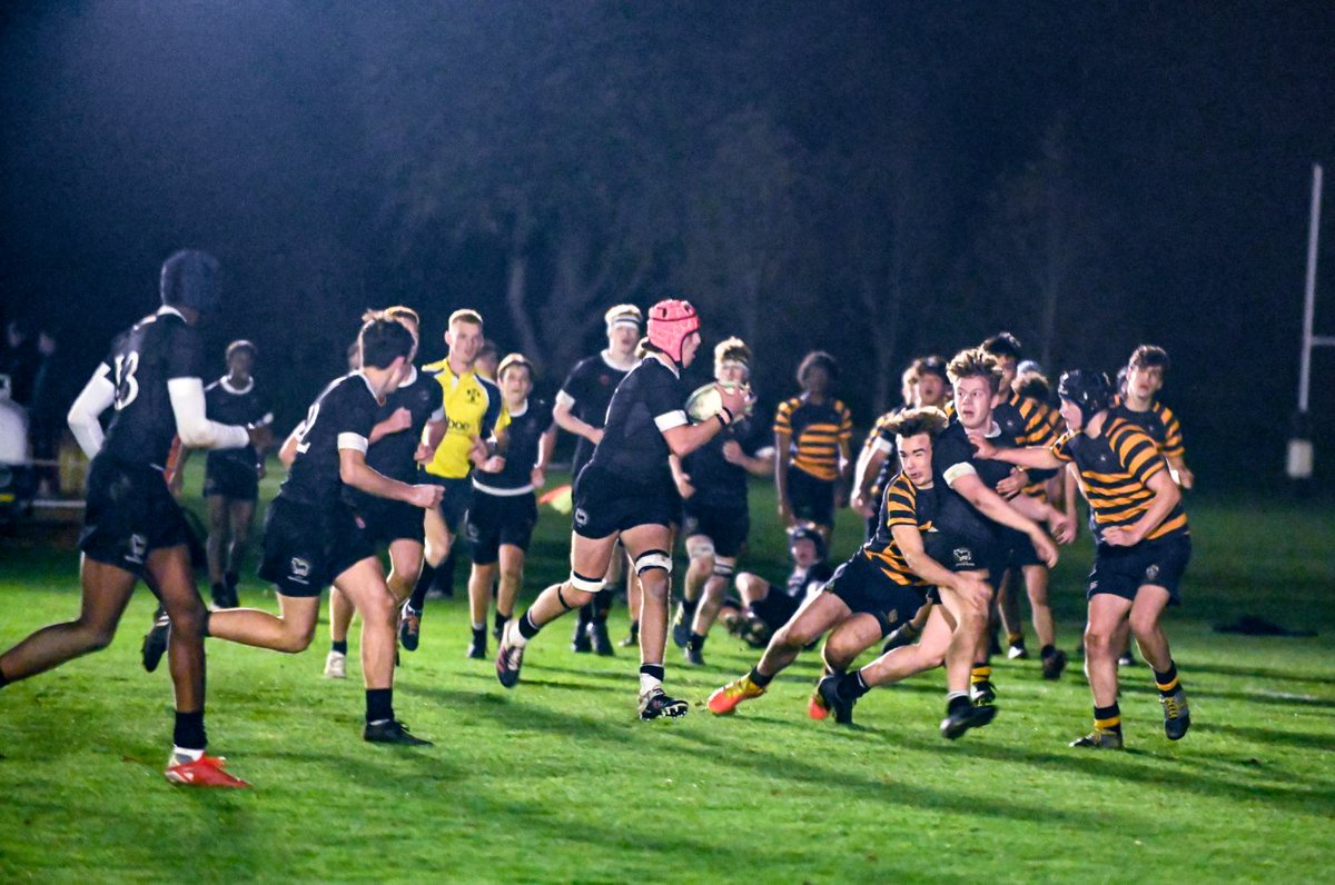 Friday Night Lights! MTS 1st XV v Reading Blue Coat will be broadcast live on YouTube by NextGenXV at 7pm. Please see this link:
youtube.com/watch?v=zYI0oy…