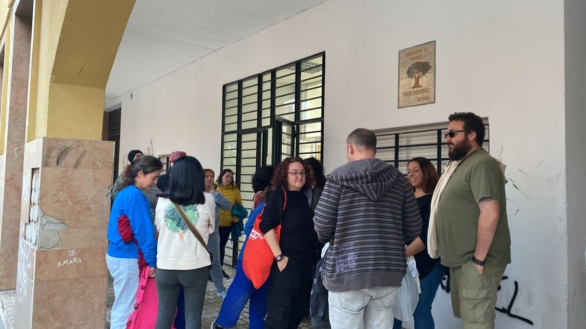 🏘 "Los vecinos y las vecinas de El Higueral denuncian la situación de inseguridad de su barrio"

🔗huelvahoy.com/articulo/huelv…