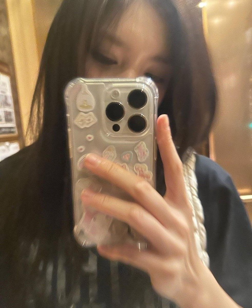 yeonseo1121's tweet photo. 좋아.. https://t.co/Zl4ByPYcvb