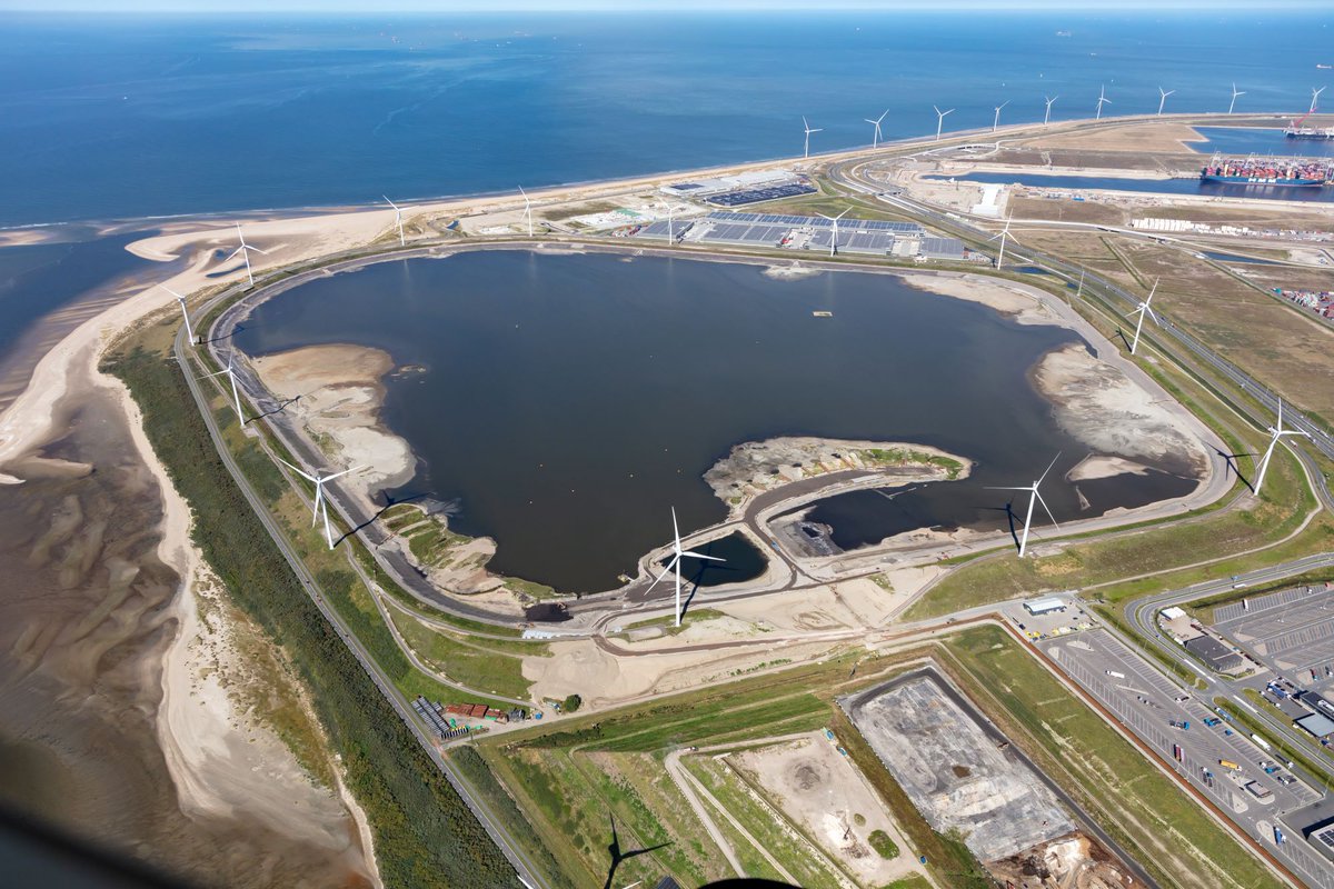 Havenbedrijf R'dam tweet media