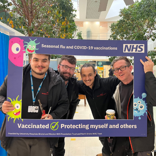 uhbwNHS's tweet photo. Hey #TeamUHBW 📢
This week is #FluWeek and we've teamed up with @NorthBristolNHS to enable all staff to visit either site to receive their #flu jab.
Remember, getting vaccinated against flu helps protect you, our patients and your family.
Find out more on the intranet. https://t.co/u1hKTo1pEL