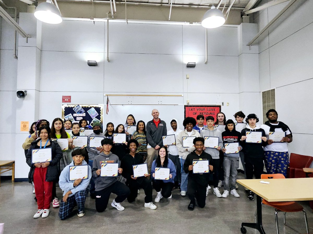 Kieran J. O’Connell (@ko_bcps) on Twitter photo Major shoutout to the <a href="/FranklinHS_BCPS/">Franklin High School</a> students who received the October Student Spotlight Award for their commitment to academics and being a positive member of our school community! #BeGreatFranklin…ThePossibilities AreEndless! <a href="/sandragreid/">Sandra Reid</a> Major shoutout to the <a href="/FranklinHS_BCPS/">Franklin High School</a> students who received the October Student Spotlight Award for their commitment to academics and being a positive member of our school community! #BeGreatFranklin…ThePossibilities AreEndless! <a href="/sandragreid/">Sandra Reid</a>