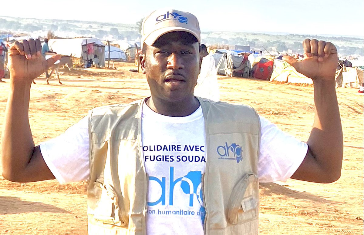 xibniy's tweet photo. Face à l'aggravation des combats au #Darfour, un nombre croissant de personnes cherchent refuge au #Tchad. En seulement 3 jours de novembre, + de personnes ont fui que pendant tout le mois d'octobre. L'ONG AHA reste mobilisée pour répondre à cette urgence #humanitaire. #Soudan https://t.co/bkRfUHleNG