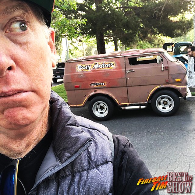 fireballtim's tweet photo. Something weird this way drives... #fireballtim https://t.co/z24v2D0Zu1