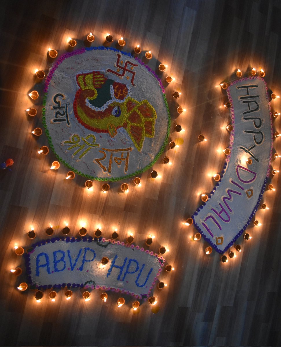 abvp4hpu's tweet photo. अखिल भारतीय विद्यार्थी परिषद हिमाचल प्रदेश विश्वविद्यालय इकाई द्वारा आज रंगोली बनाकर व दीप जलाकर दीपावली का पर्व धूमधाम से मनाया गया। आजादी के इस अमृत महोत्सवी काल में विद्यार्थी परिषद ने आम छात्रों के साथ मिलकर भारतीय सेना के सम्मान में 75 दीप प्रज्वलित किए।

#ABVPHPU https://t.co/uAtK6MjLXR