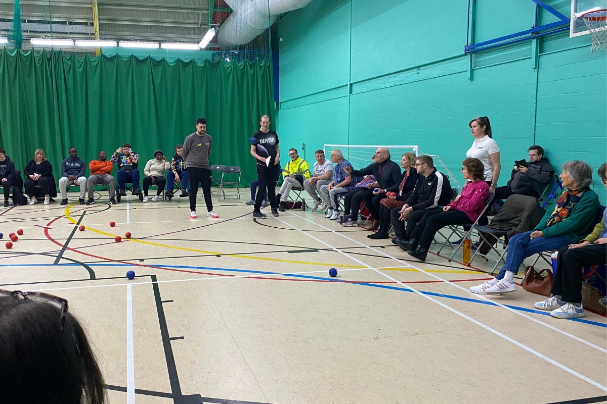 ChelmsCouncil's tweet photo. There was a fantastic turn-out at the @sportforconf  Health Day at @RiversideLC 

Cllr Natacha Dudley, Cabinet Member for an Active Chelmsford, stopped by to meet everyone + take part in a boccia session! 🏐 https://t.co/W2vtHL8axC