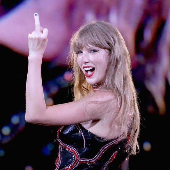 tswifterastour's tweet photo. 🚨| Happy 6 years of reputation! 🐍🐍🐍🐍🐍🐍 https://t.co/3znntxwrXS