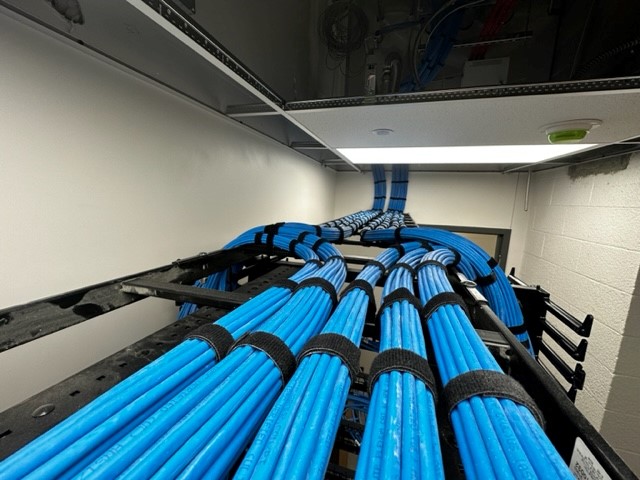 horizonpgh's tweet photo. From time to time we like to show off our work here at Horizon. Here's some cabling that our technicians, Corey Mellinger &amp; Justin Crilley, are working on in Bethel Park, PA. Good job guys! Keep pulling that cable! https://t.co/kd8WFEDZgP