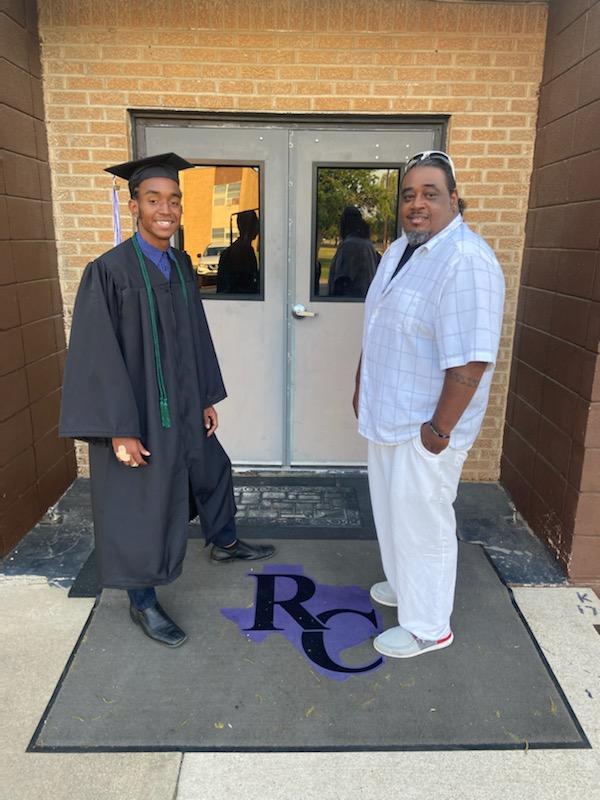 pcprice18's tweet photo. Happy 22 Birthday to 1 of 3 of my November baby Boy @AllenPrice46 . And  good luck on your next step in life  starting November 13 on joining the @usairforce very proud of you and Love you. https://t.co/pjIWsc4FUD
