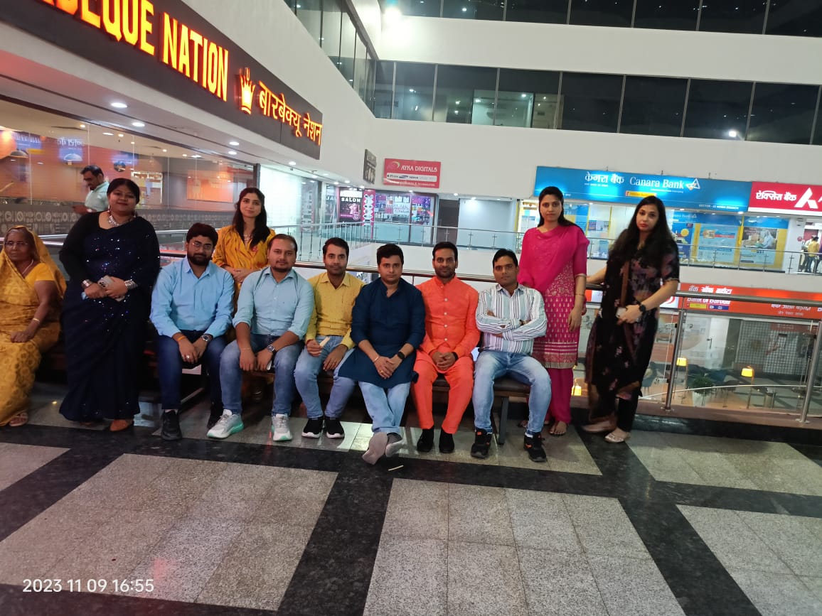 Shishpa62195843's tweet image. #askmetechnologies 
#AskMeTeam 
#party
Wishing you all a Happy Diwali 2023📷