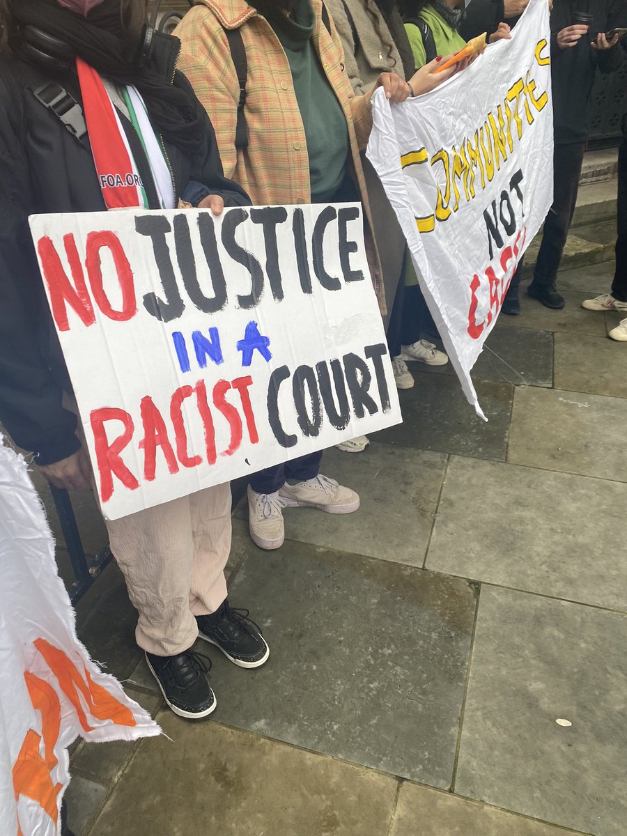 KidsOfColourHQ's tweet image. 🟨 MANCHESTER 10 - TODAY’S SENTENCING APPEAL UPDATE 🟨

The fight continues, read our statement and update here: docs.google.com/document/d/1lr…