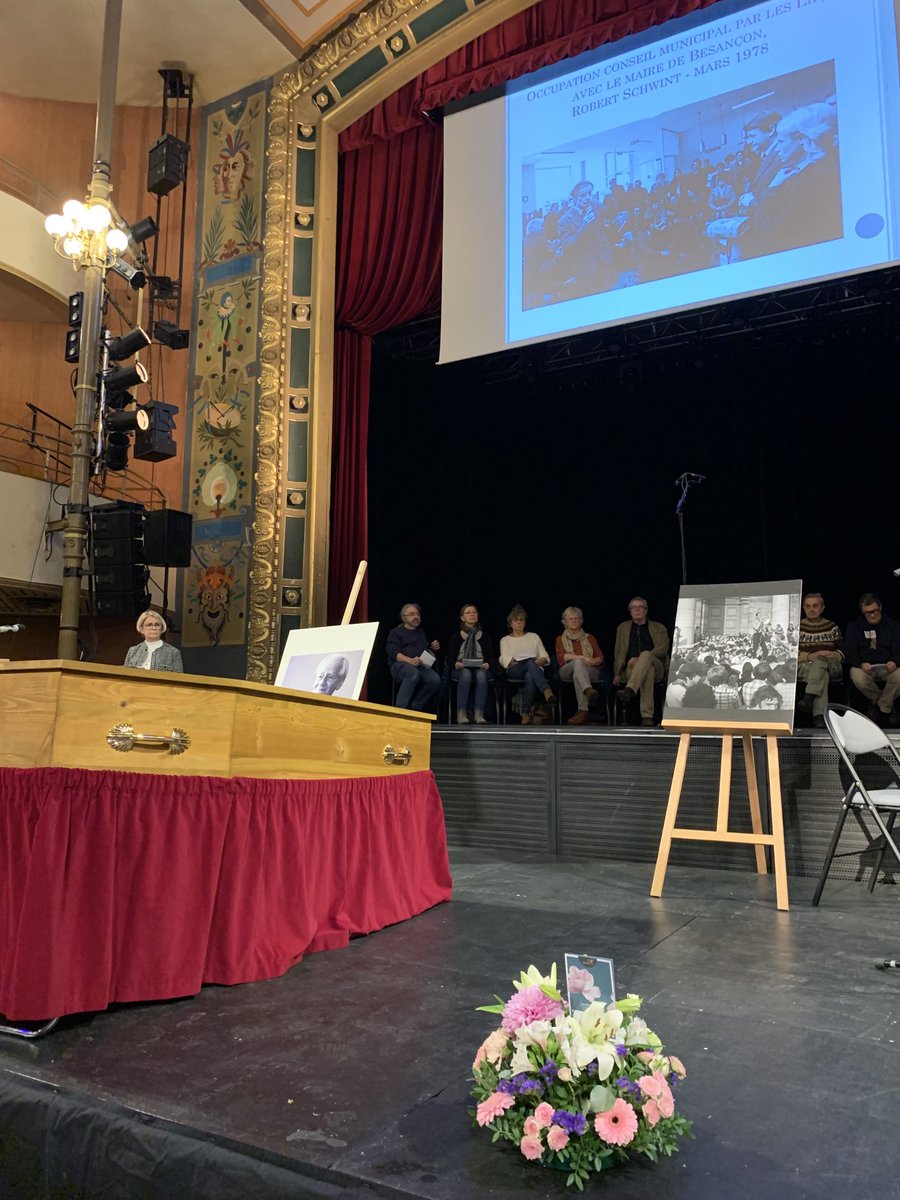 edwyplenel's tweet photo. À Besançon, bouleversant hommage et adieu à Charles #Piaget, ce militant ouvrier et ce résistant exemplaire dont la vie nous aide à affronter les ombres qui rôdent et menacent. https://t.co/aPWW6ad3fO