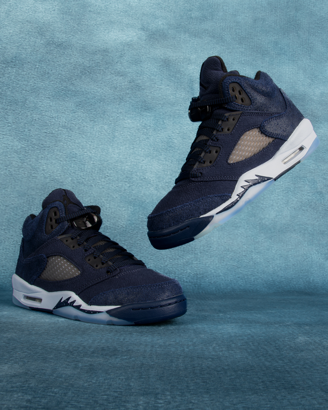 Jordan retro 5 store navy blue