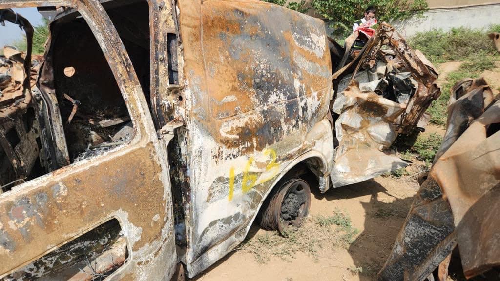 Franklin_Graham's tweet photo. When Hamas terrorists attacked Israel killing 1400+ people, they also targeted ambulances, shooting & burning them. Magen David Adom (@Mdais) is Israel’s 1st response service & they lost 14 ambulances &, tragically, 11 first responders. Yesterday we told them that @SamaritansPurse would replace these ambulances. They were so grateful for the help, support, & prayers. Continue to pray for all of the lives impacted by this war & for the peace of Jerusalem.