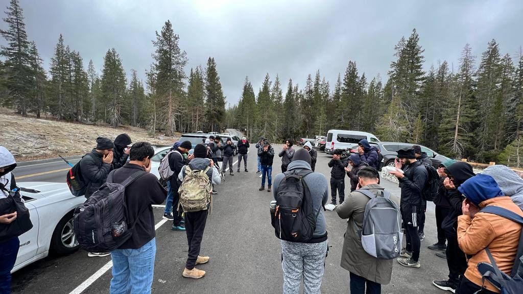 MuslimYouthUSA's tweet photo. Our #MuslimYouth of @MKA_PNW held a successful hiking trip to Yosemite Valley, featuring a strong presence of members of AMYA. Hiking trips are an occasion to build brotherhood and for our Imams to meet with youth and discuss challenges in their lives. #WhatMuslimsDo #MKAFit https://t.co/DX3qedSbwA