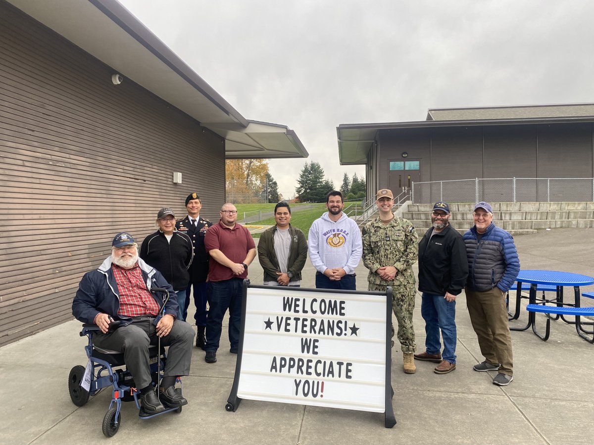 Jefferson students honored Veterans on Thursday afternoon!