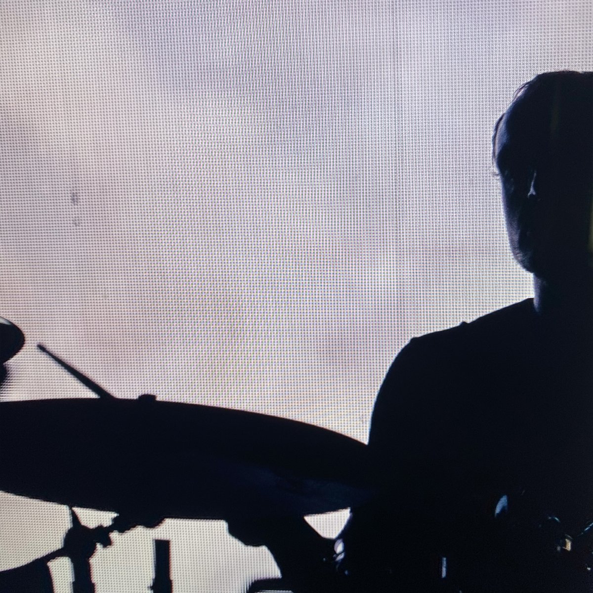 The 1975 tweet media