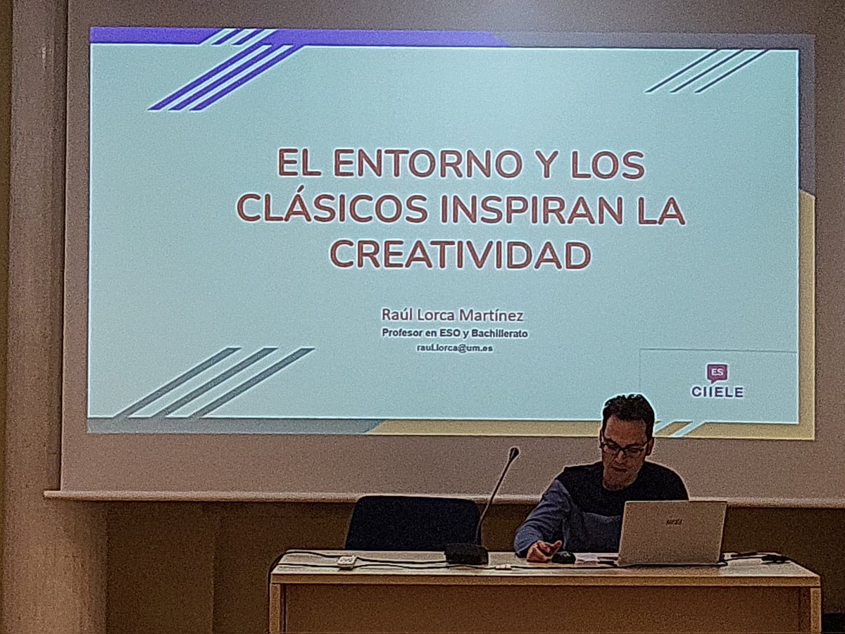 Raúl Lorca Martínez: El entorno y los clásicos inspiran la creatividad
#AmanteDeLaLiteraturaClásica
#ApasionadoPorLosClásicosLiterarios
#ExploradorDeObrasMaestras
<a href="/ciieleumu/">CIIELE Universidad de Murcia</a> <a href="/Educarm/">Educarm</a> <a href="/glleUMU/">Grado Lengua y Literatura Españolas UMU</a> <a href="/UMU/">Universidad Murcia</a> <a href="/UMUdivulga/">UMU Divulga</a>