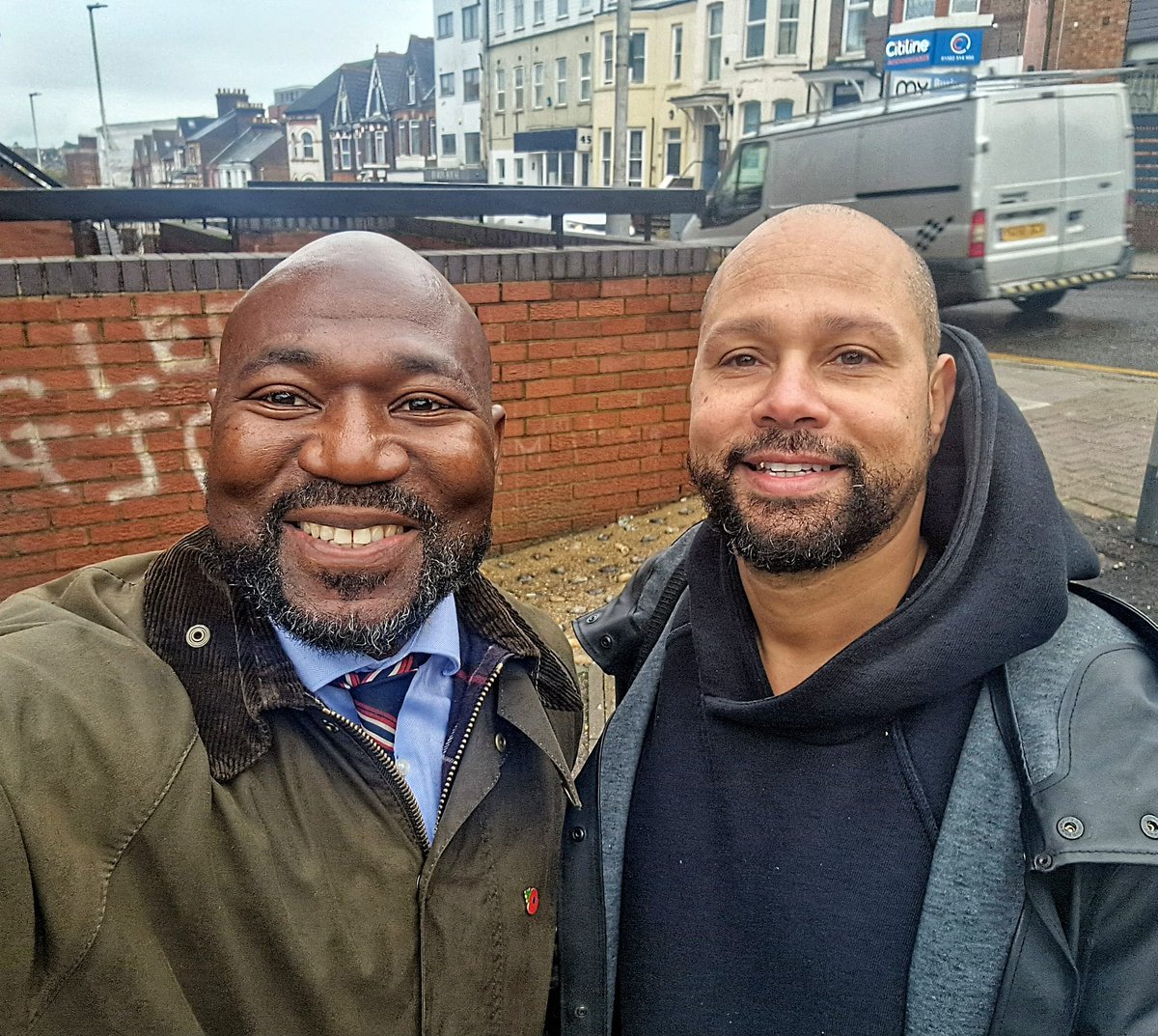 Friday Wrap - 10th November 👇
 
⭕️To support National Youth Work week <a href="/natyouthagency/">NYA</a>, the PCC met Luton Youth Partnership Service. Their focus is helping to keep young people out of the criminal justice system. More here youthpartnershipservice.com #YWW23