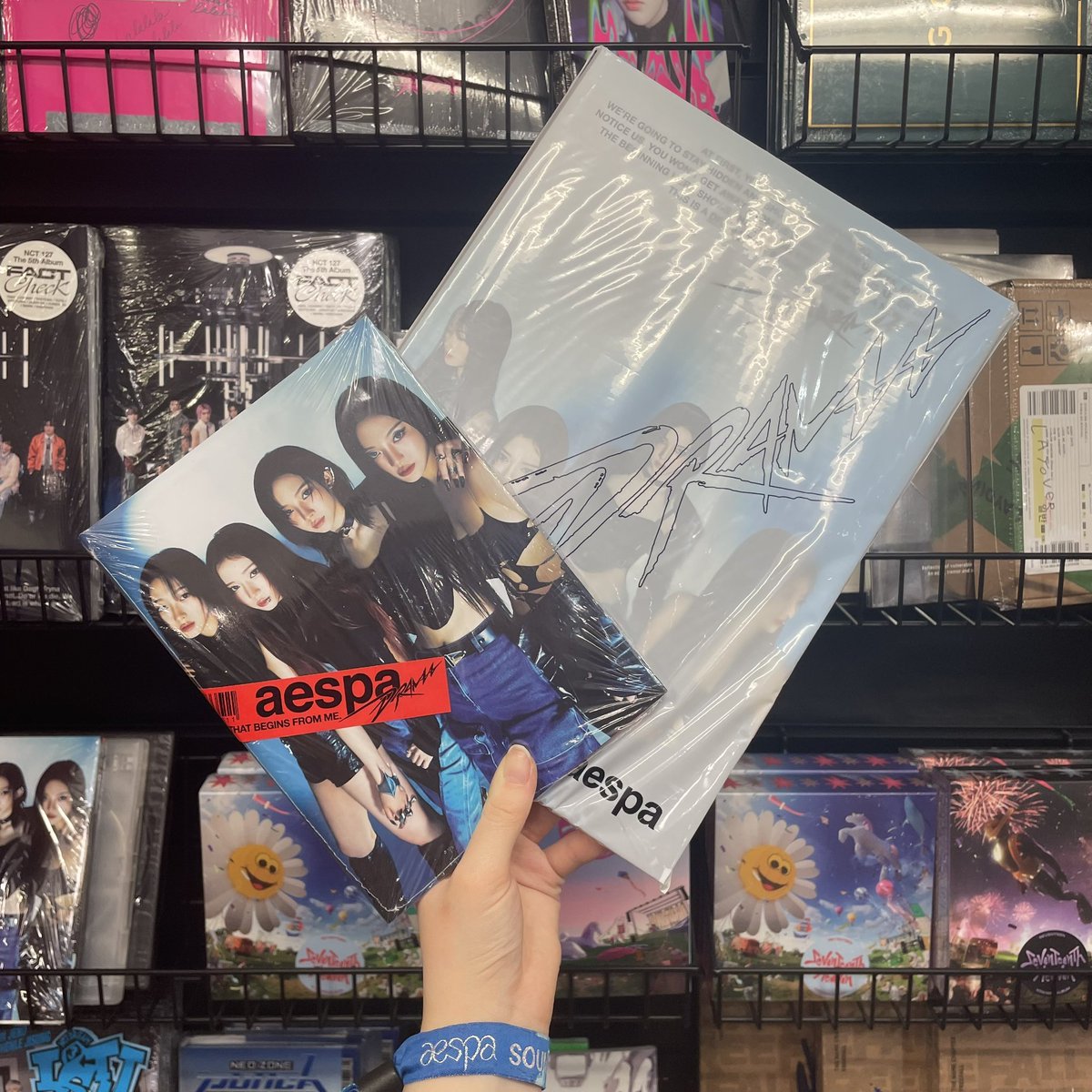 MYs! 💜🩵 We have aespa’s brand new album ‘DRAMA’ available in store. hmv Exclusive photobook and DRAMA version available for you to buy now! 💜🩵 #aespa #æspa #Drama #aespadrama