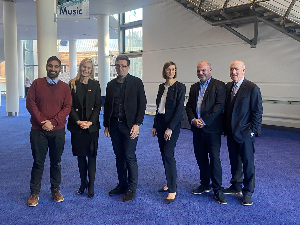 GmColleges's tweet photo. Thank you to our esteemed panel members for sharing their thoughts during our #studentquestiontime https://t.co/cxVXHh3rIs