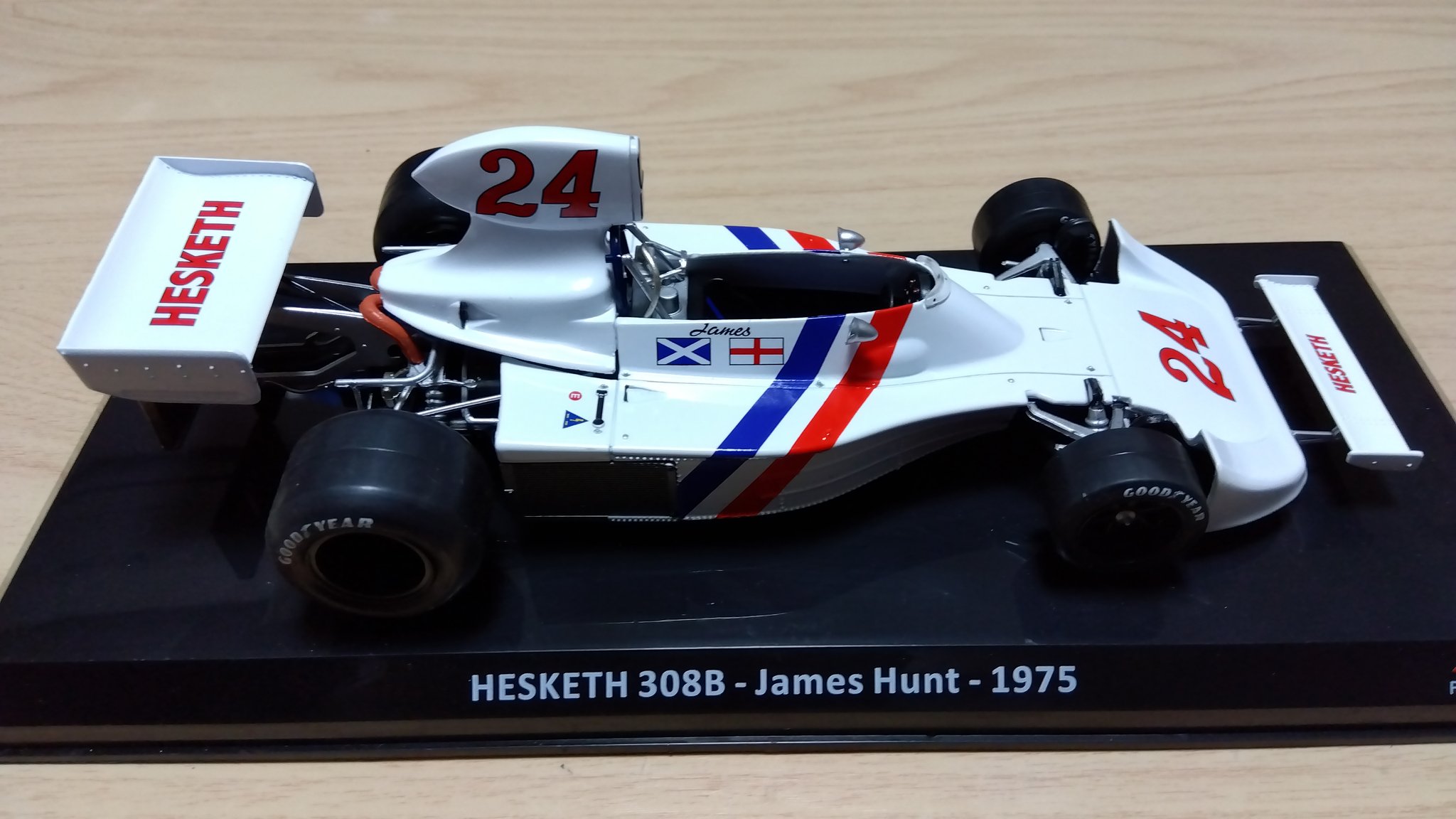 1/43 Spark ヘスケス 308B ジェームス・ハント オランダGP 優勝 ビッグスケールF1コレクション 49号 (ヘスケス308B ジェームス