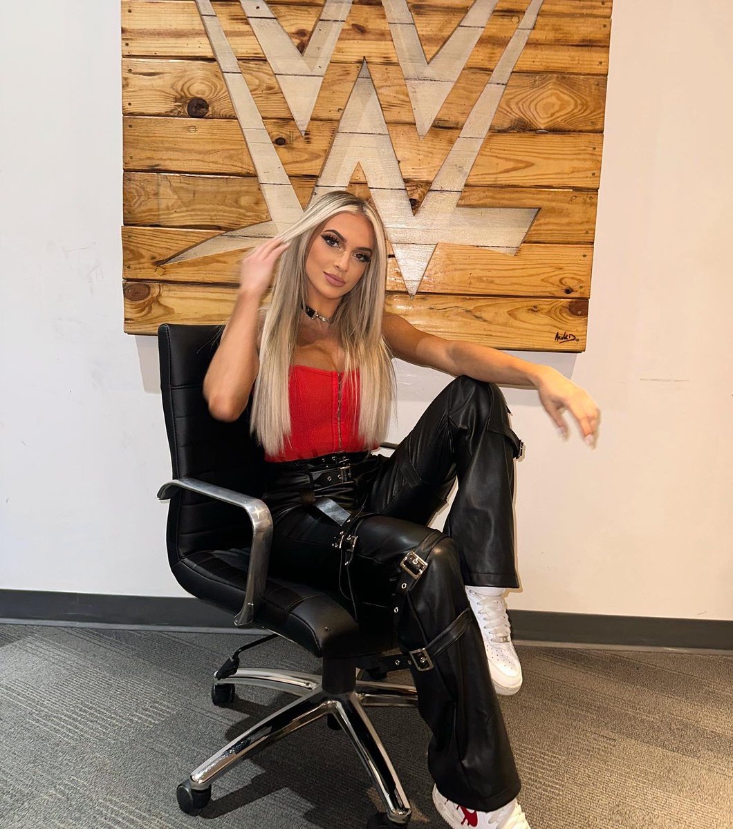 WWE_Leather's tweet photo. Karmen Petrovic #WWENXT #NXTLevelUp https://t.co/NeAfF8BzXF