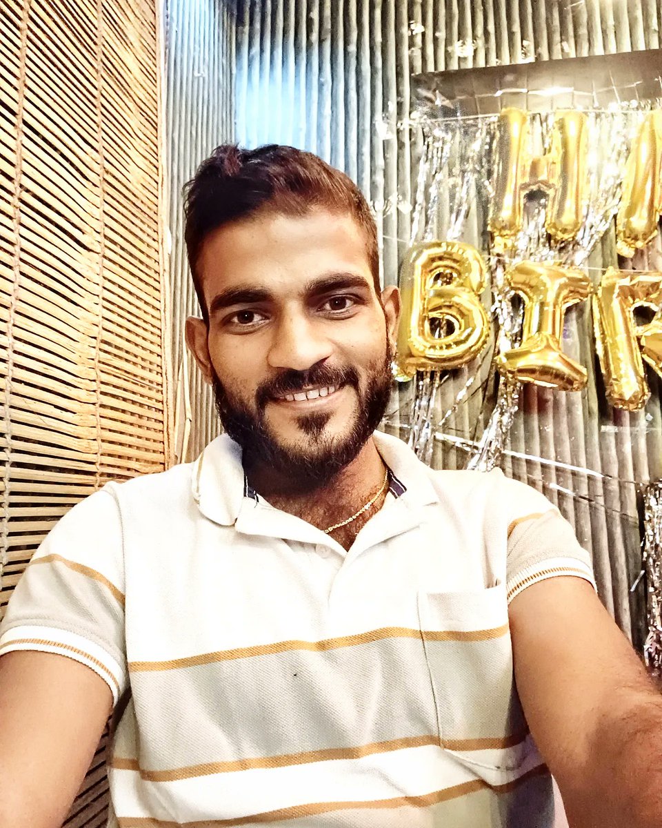 Dwivedi_AUSU's tweet photo. दिल थाम के बैठा हूं महफिल में आज,
कमबख्त मोहब्बत हो न जाए आज फिर उनसे!!

शुभ धनतेरस आप सभी को 💖🙏

#lifestyle #Allahabad #life https://t.co/H1xb3Pmmwh