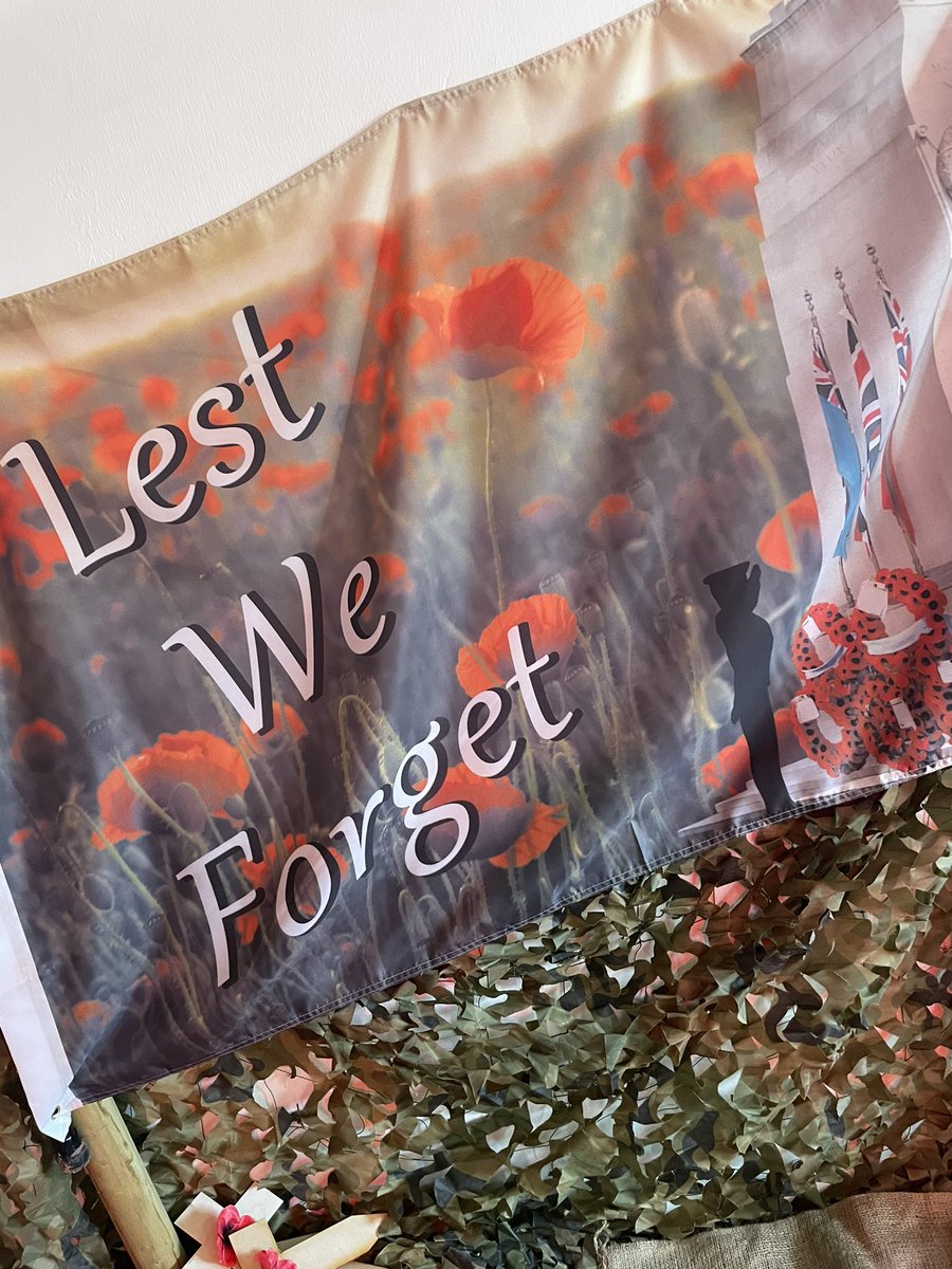 ryecroftms's tweet photo. Ryecroft Remembers. A beautiful and moving service led by pupils this morning. We will remember them 🙏 #RemembanceDay https://t.co/hfk41JHWd1