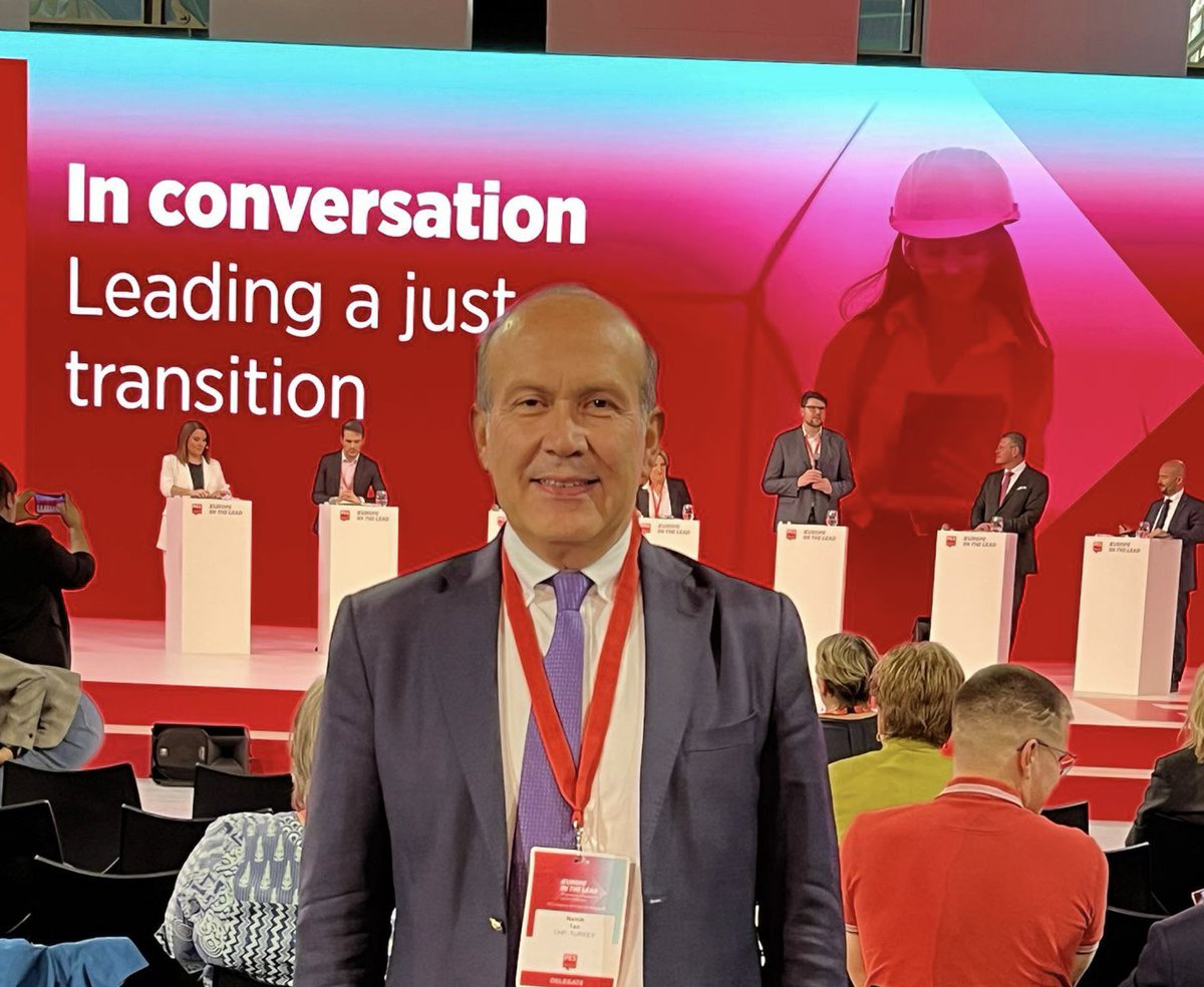 NamikTan's tweet photo. Party of European Socialists @PES_PSE Congress - Malaga
#AdelanteEuropa
#EuropeintheLead
@sule_bucak https://t.co/scgEnvxv9M