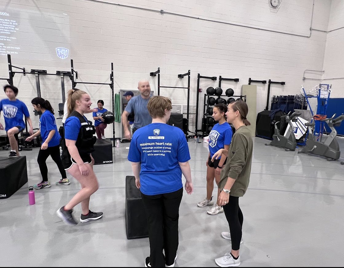 VHHS CrossFit tweet media