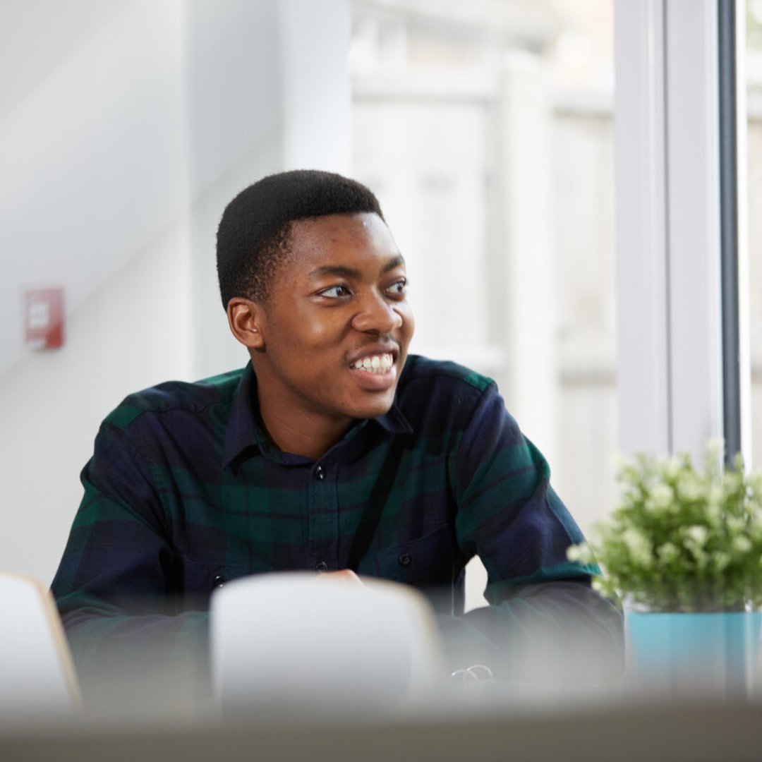 Have you secured unpaid work experience but are worried about covering costs?

Applications for Warwick's Work Experience Bursary scheme are now open for work experience taking place in the Easter or Summer vacations. 

Find out more 👉ow.ly/MJj250Q3ovx