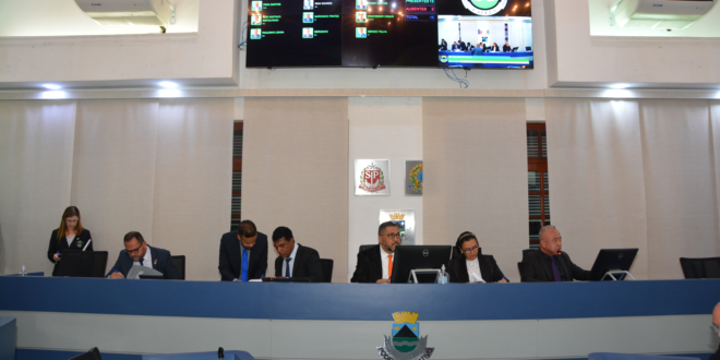 granjanews's tweet photo. Parlamentares cobram Enel pela demora no atendimento em Cotia 
https://t.co/yTn5fkpOFm
#cotia #granjaviana #aprovações #sessões #ordinarias #legislativo #camaradecotia #granjavianna #caucaiadoalto #granjanews #camara #cobrança #vereadores @prefdecotia @EnelBrasil #atendimento https://t.co/p8Cir9fLAN