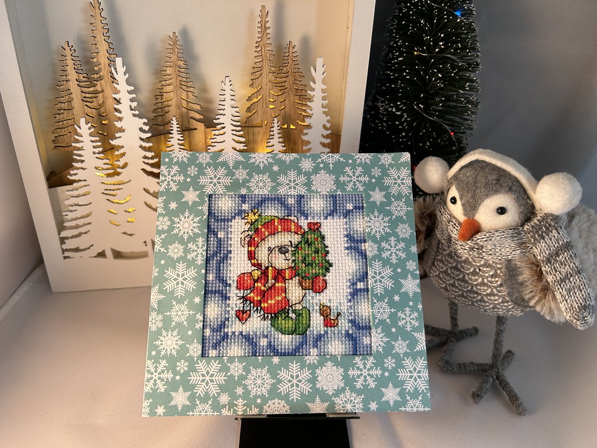 Finally sat down and finished up all of the Christmas cards I've been making through the year, they are available now from my Etsy store: etsy.com/uk/shop/Crafty…

#cardMaking #ChristmasCards #ChristmasGifts #handMade #CrossStitch #Christmas