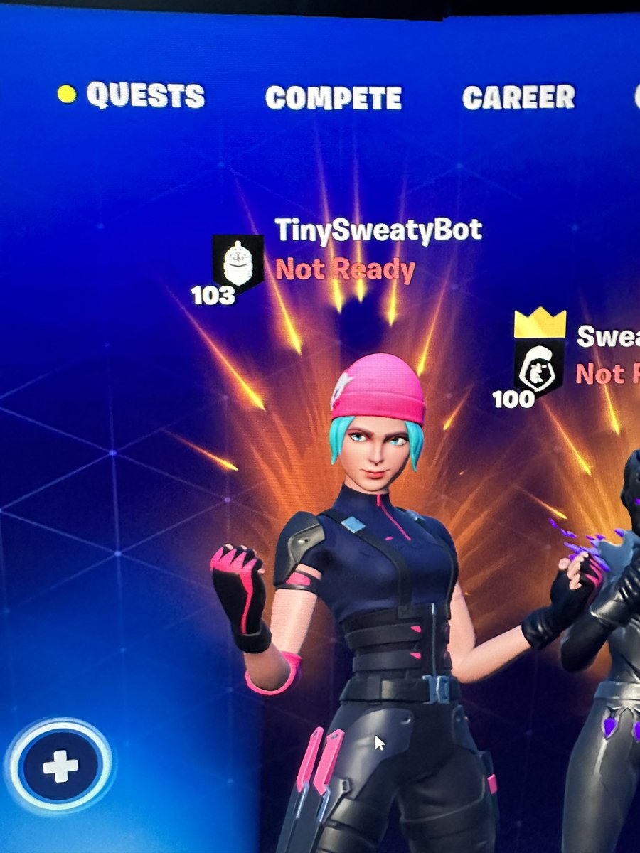 TinySweatyBot's tweet photo. Finally reached level 100 https://t.co/35isVedlEJ