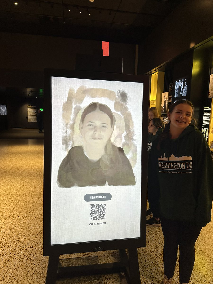 MsGallagher22's tweet photo. Bus 1 getting portraits at the Kennedy Center for Performing Arts
#NoviDC23 https://t.co/24Et2DJzgw