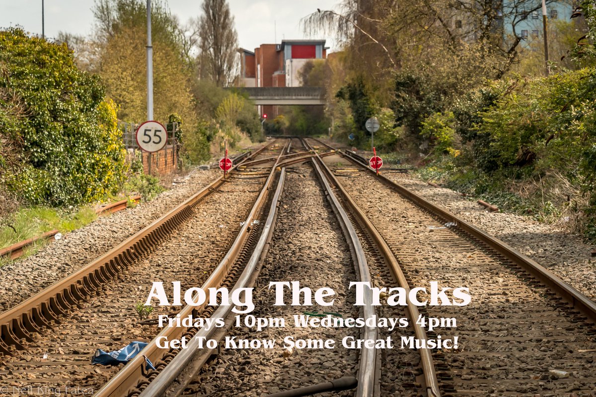 Album of the week on Along The Tracks bluesandrootsradio.com Fri 10pm Weds 4pm is Hannah White's "Sweet Revolution" + The Fatea Showcase Sessions, a load of new releases and The Dicemen marking Rememberance Day.
Full tracklist:
facebook.com/AlongTheTracks…