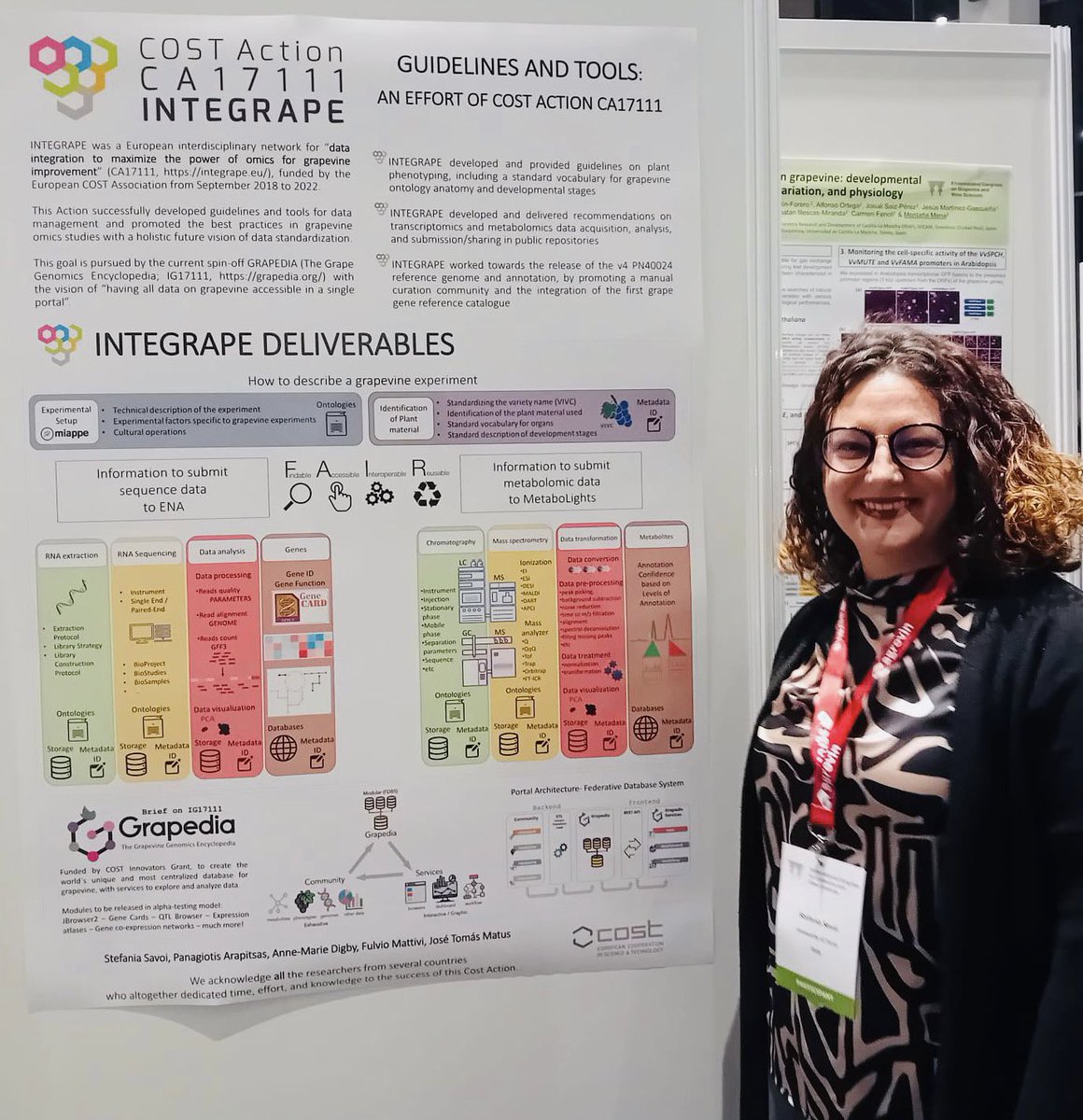 Grapediaportal's tweet image. Our fully-committed #grapedia ambassador @StefaniaSavoi presented in the #ICGWS all the resources developed within #integrape cost action and their implementation in the #grapedia portal 🍇🍷🧬