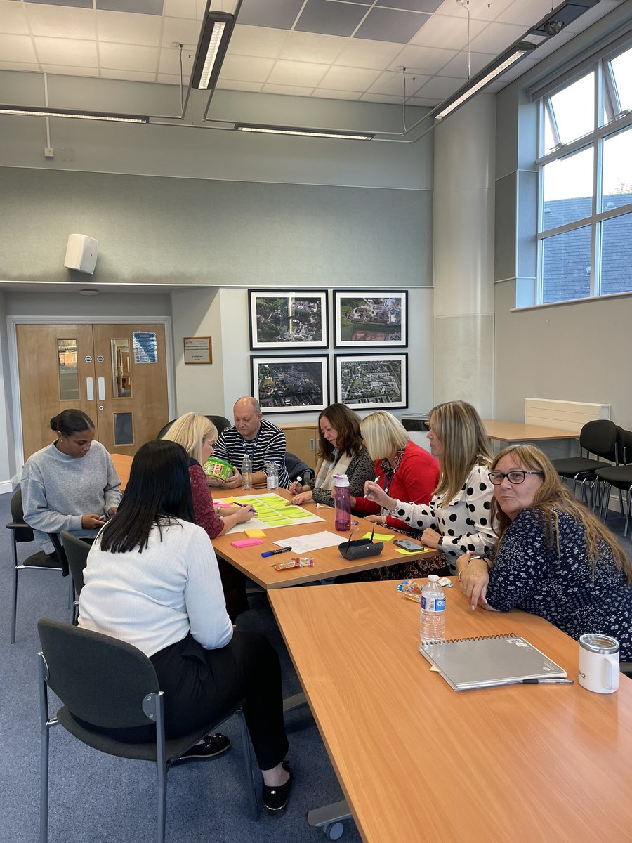 Pass the haribos!! @QI_NottsHC emptying their Halloween leftovers to share with LMHT Team Leads across Nottinghamshire to review the Duty Rota @QI_NottsHC @LouRandle